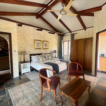 Heysbrook Estate - Luxurious Lodges In A Private Valley Waterval-Onder ภายนอก รูปภาพ