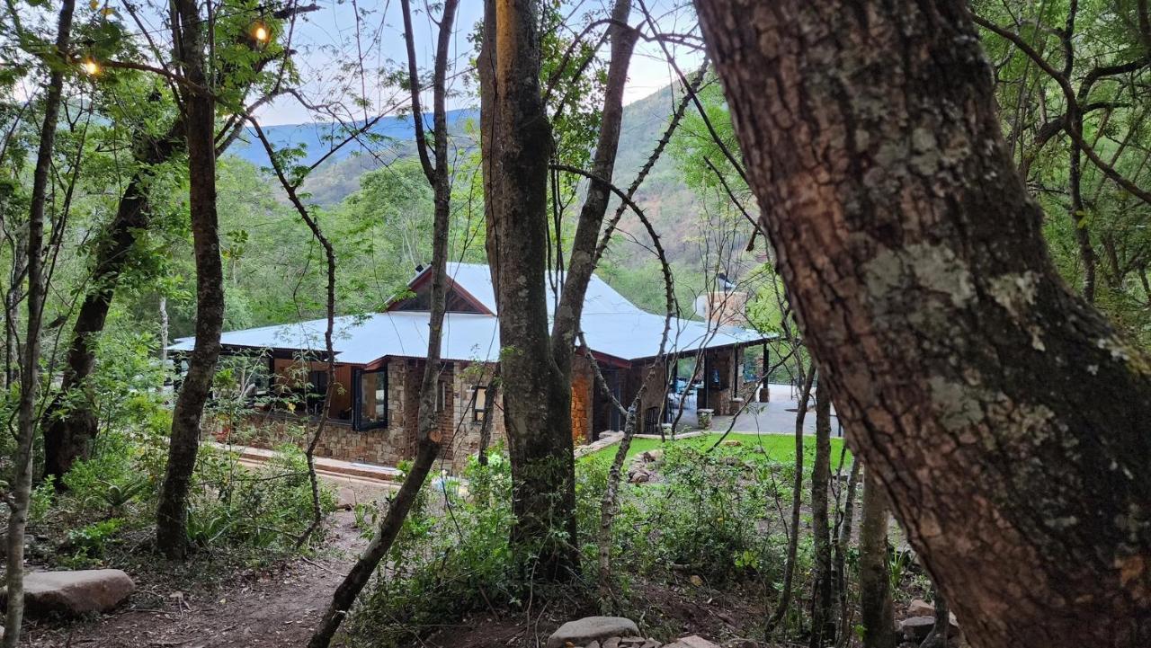 Heysbrook Estate - Luxurious Lodges In A Private Valley Waterval-Onder ภายนอก รูปภาพ