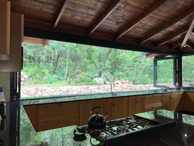 Heysbrook Estate - Luxurious Lodges In A Private Valley Waterval-Onder ภายนอก รูปภาพ