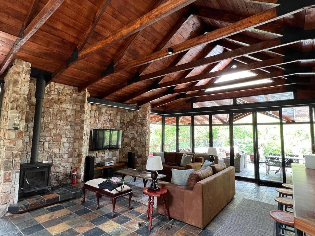 Heysbrook Estate - Luxurious Lodges In A Private Valley Waterval-Onder ภายนอก รูปภาพ